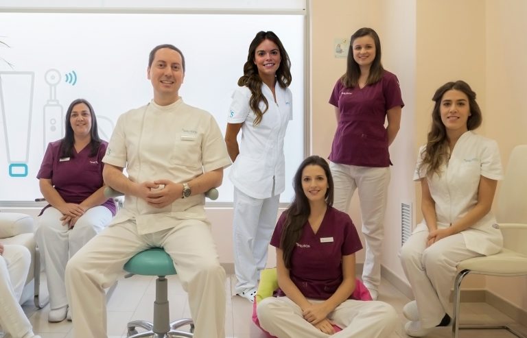 CLÍNICA SMILODON, TU CLÍNICA DENTAL EN EL BERCIAL EN GETAFE