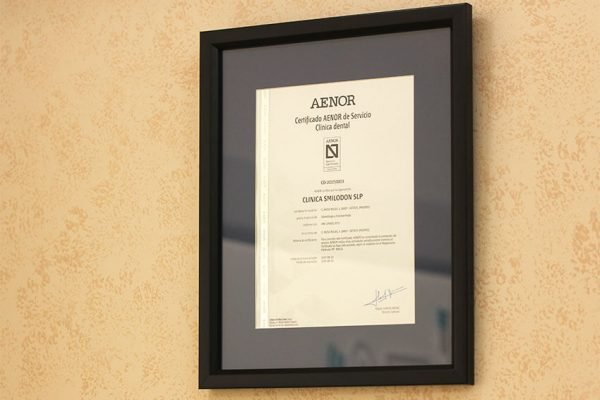 certificado-aenor-smilodon