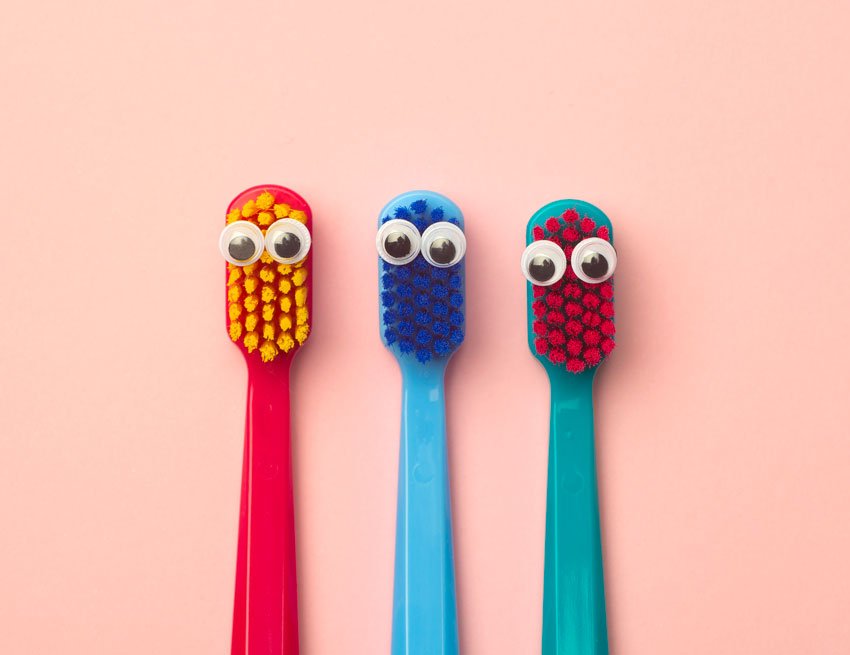 recinto colorante infancia El cepillo de dientes en la infancia | Clínica Dental Smilodon